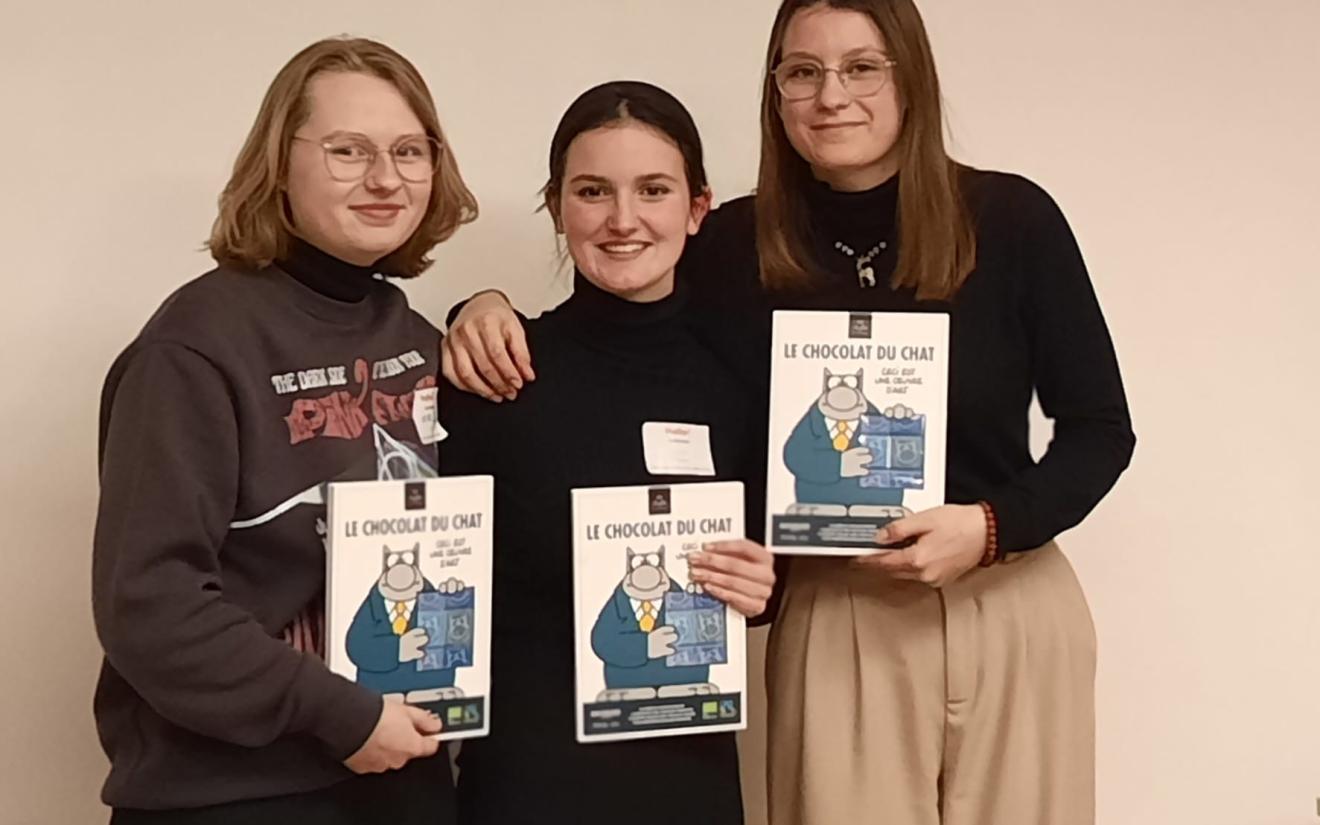 groepsfoto_2eplaats_debatwedstrijd